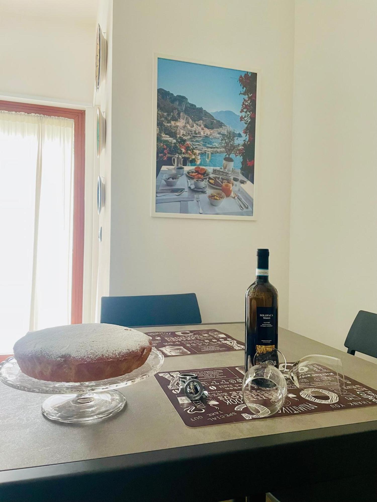 Casa Adele Apartment Salerno Bagian luar foto